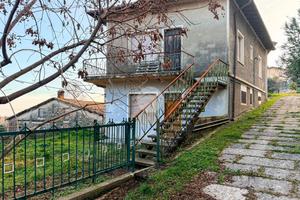 CASA INDIPENDENTE A TOSCOLANO-MADERNO
