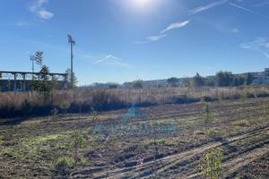 Terreno di 9000 m² a Giugliano in Campania