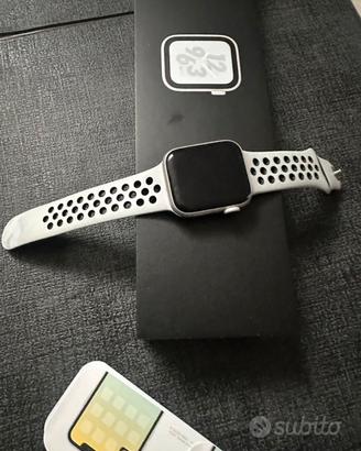 I watch apple iphone