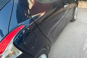 Lancia y gold anno 2015