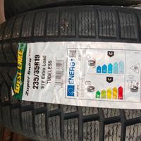 pneumatici invernali 235/35 r19 nuovi Goodride / W