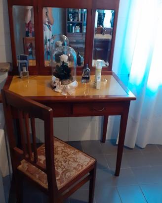 Mobile con specchio antiquariato