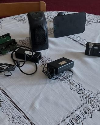 Oggetti vari (stufetta, kit HDD, pannello solare)