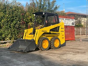 P32 Mini pala Komatsu SK 05 targata