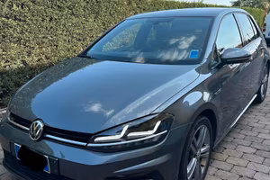 Volkswagen Golf VII R-Line 1.5 tsi Sport 150