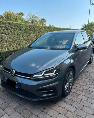 Volkswagen Golf VII R-Line 1.5 tsi Sport 150