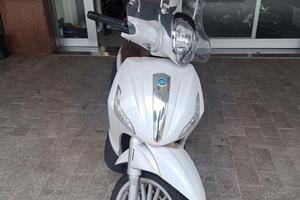 Piaggio Beverly 300 i.e.abs Permute finanziamento 