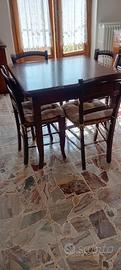 Tavolo in legno 