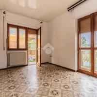 5 LOCALI A RONCIGLIONE