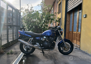 Suzuki GSX 750 Scamb1o con royal enf 350 classic