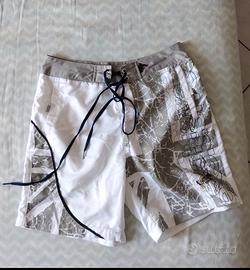 costume 