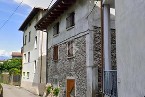 CASA SEMINDIPENDENTE A DARFO BOARIO TERME