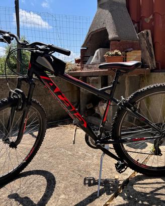 BICI ATALA STATION 27,5″ [Nero/Rosso Fluo Opaco]