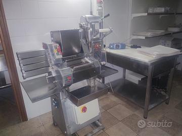 attrezzatura professionale cucina 