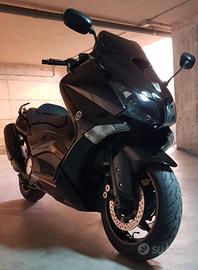 T-MAX 530 ABS TOTAL BLACK