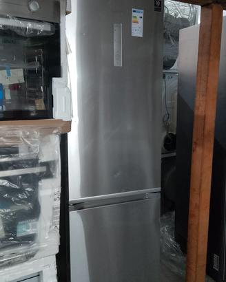 frigo Samsung nuovo col difetto estetico