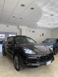 PORSCHE - Cayenne - 3.0 S E-Hybrid