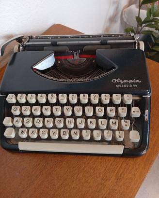 Macchina da scrivere Olympia Splendid 99 del 53