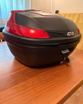 GIVI 47L BLADE con STAFFA e SCHIENALINO + Piastra