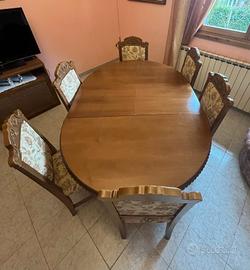 Tavolo in legno 