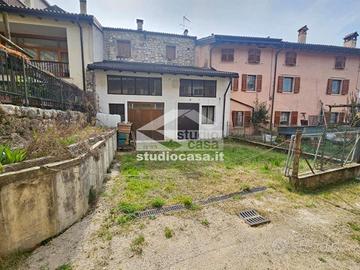 LIZZANA CENTRO: COMODO GARAGE PIANO TERRA CON POSS