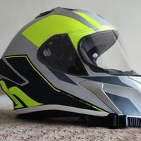 Casco integrale moto Airoh pari al nuovo 