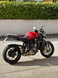 MV Agusta Brutale 675