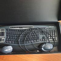 Tastiera e Mouse Microsoft Wireless Laser 5000