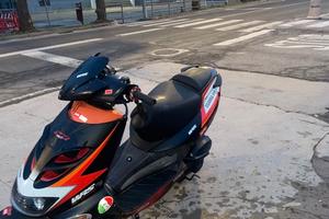 Aprilia sr