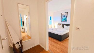 Via lancia zona san paolo: 390 euro piu' spese
