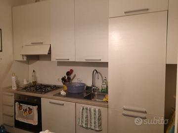 ARREDAMENTO COMPLETO CASA  