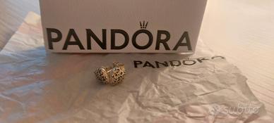 Orecchini a cuore Pandora