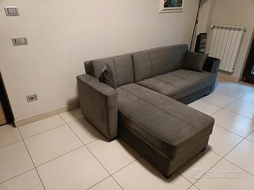 Divano letto e contenitore due anni di vita