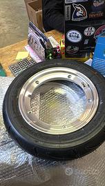 Cerchi e pneumatici vespa