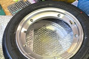 Cerchi e pneumatici vespa