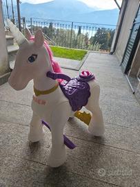 Unicorno cavalcabile