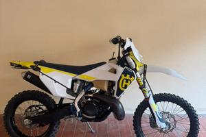 Husqvarna TE 250i 2023
