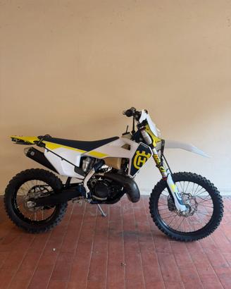 Husqvarna TE 250i 2023