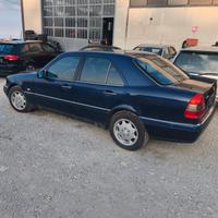 Mercedes c200 parti di ricambio 
