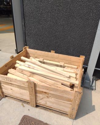 Morali / Listelli in legno grezzo (abete)
