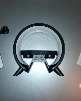 Sveglia con LED e ricarica wireless per cellulare