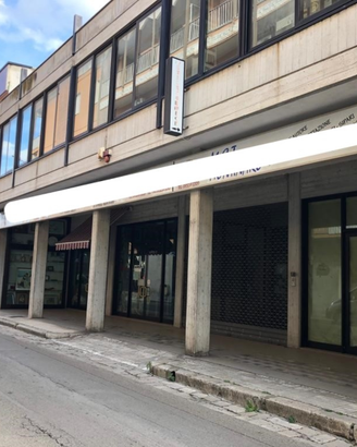 Locale commerciale in pieno centro