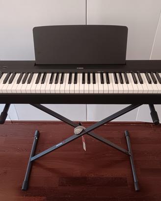 Tastiera Yamaha P-145BTB e supporto