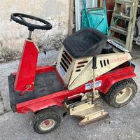 Trattorino tagliaerba Pasquali