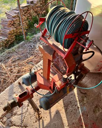 Abbacchiatore per ulivi