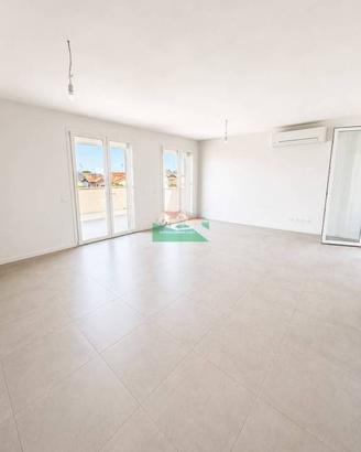 Attico / Mansarda di 150 m² con 5 locali e box aut