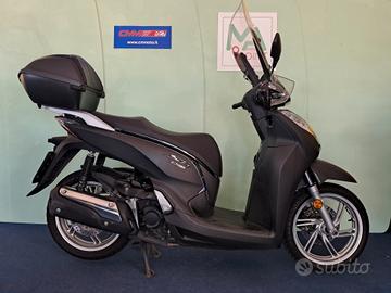 Honda SH 300 i