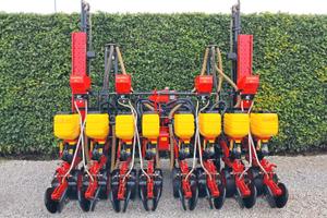 Seminatrice usata Matermacc Magicsem 8000 8 file