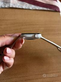 Apple Watch SE 40mm 2nd Generation Wi-fi+Cellular