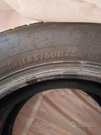 Set 4 Gomme Invernali Dunlop 185/60R15